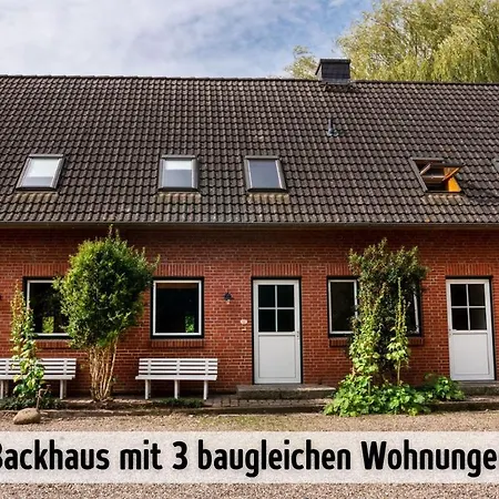 Apartament Wisch-hof - Ideal Fuer Radfahrer - Viel Platz Drinnen & Draussen, Kleinkindausstattung, Radwege Ab Hof - 3,5 Km & Viele Ausflugsziele Fuer Jedes Wetter Krokau